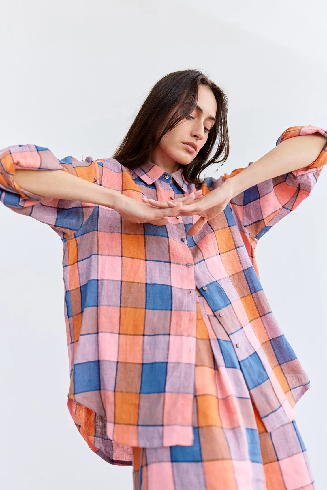 Checked Buttoned Linen Shirt