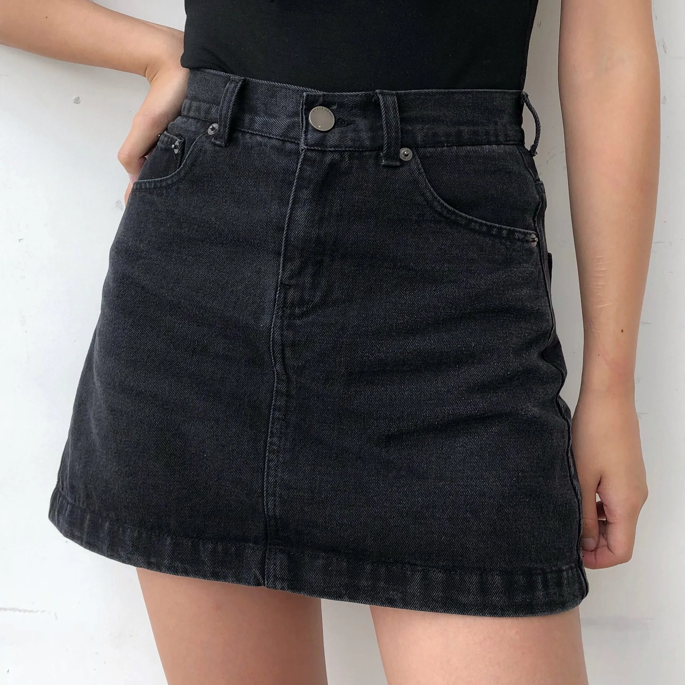 deanwangkt - Vintage Denim Skirt