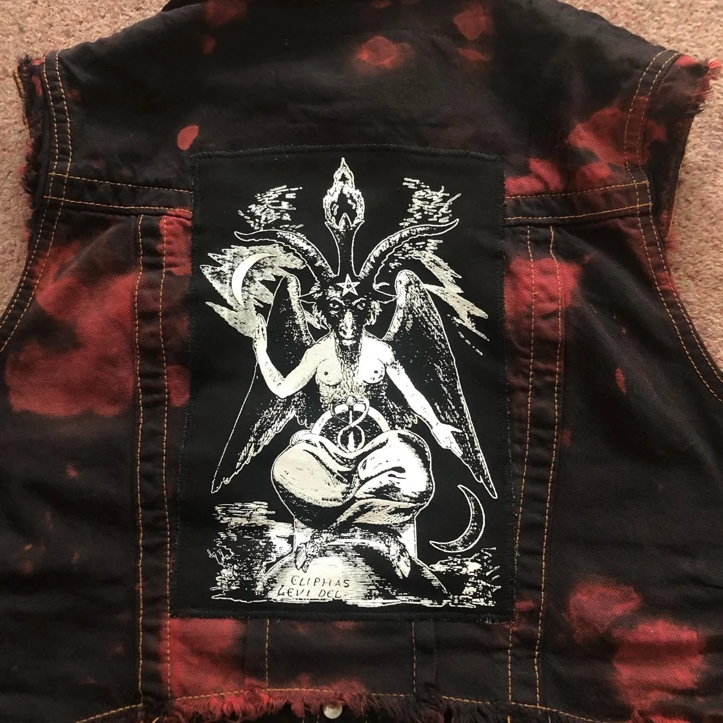 Satanic Jacket: Womens' Black 'n' Red Tie-Bleach Denim Cut-Off Pentagram Baphomet